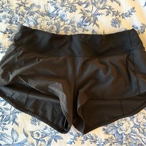 Lululemon Speed Up Low-Rise lined short